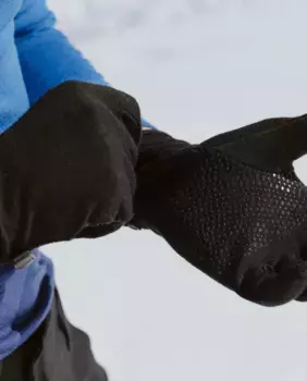 Перчатки U Quantum унисекс ICEBREAKER, черный