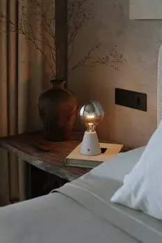 Перезаряжаемая деревянная лампа с металлической лампочкой Creative-Cables, белый