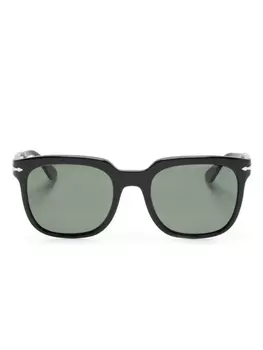 Persol солнцезащитные очки PO3323S в массивной оправе, черный