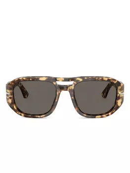 Persol солнцезащитные очки в геометричной оправе, коричневый