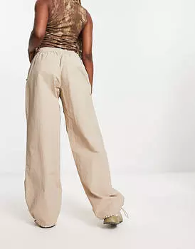 Песочные брюки-парашют со сборками ASOS DESIGN