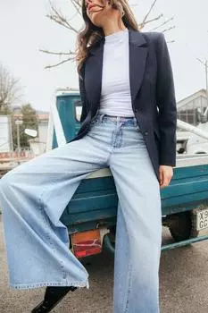Пиджак в тонную полоску с подплечниками ZARA, темно-синий