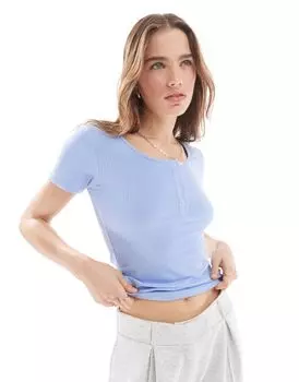 Pieces – голубой топ в рубчик с кнопками