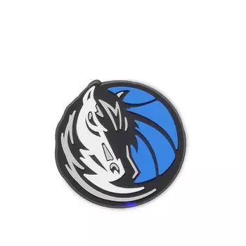 Пин логотип NBA Dallas Mavericks Джиббитц Crocs, цвет Mehrfarbig