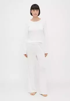 Пижама VMFREYA NIGHTWEAR - Pyjama set Vero Moda, белый