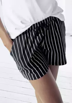 Пижамные шорты Vivance Dreams с черно-белым принтом, черно-белый