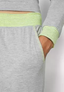 Пижамный комплект LASCANA, серый