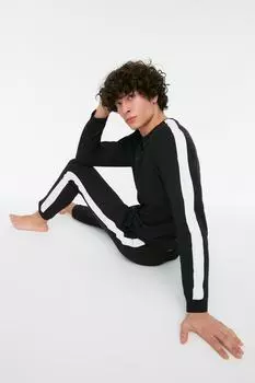 Пижамный комплект Trendyol, черный