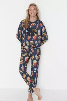 Пижамный комплект Trendyol с разноцветным слоганом