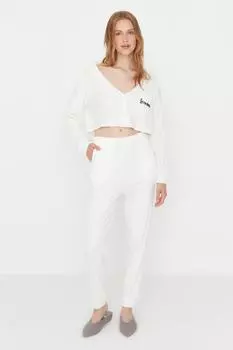 Пижамный комплект TRENDYOLMLLA, экру