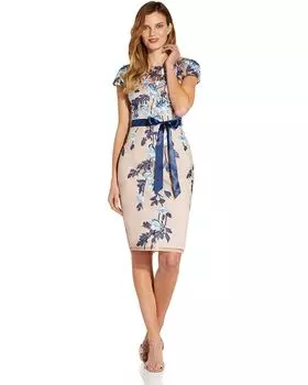 Платье Adrianna Papell Short Sleeve Embroidered Sheath Dress with Ribbon Tie Waist, цвет Midnight Multi Nude