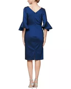 Платье Alex Evenings Short Sheath Dress w/ Shoulder Floral Detail & Bell Sleeves, темно-синий