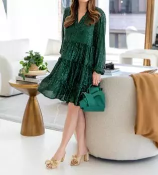 Платье Charlotte с изумрудными пайетками зеленого цвета Sail to Sable