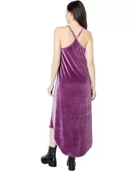 Платье Chaser Stretch Velvet Midi Dress, цвет Plum Pie