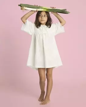 Платье для девочки с кружевом и бантом на шее BABID, белый