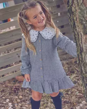 Платье для девочки в клетку с рюшами на воротнике Dadati, черный