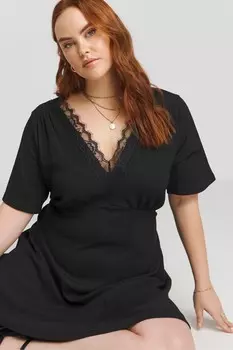 Платье для фигурного катания с отделкой из вафельного кружева Simply Be, черный