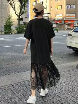 Платье-футболка DAZY, заниженная линия плеча, кружевная отделка, черный цвет