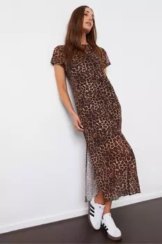 Платье футболка макси из прозрачной сетки с комбинацией на бретелях Threadbare, коричневый