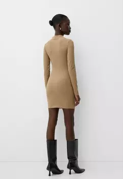 Платье-футляр Bershka, коричневый