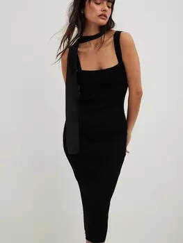 Платье-футляр NA-KD, черный