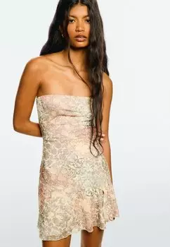 Платье-футляр PRINTED Bershka, светло-зеленый