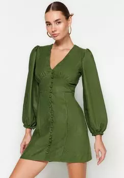 Платье-футляр Trendyol, зеленое