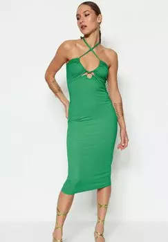 Платье-футляр Trendyol, зеленый