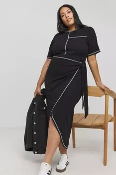 Платье халат с короткими рукавами и открытым швом Simply Be, черный