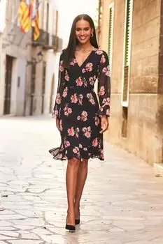 Платье и растительным принтом спереди Sosandar, черный