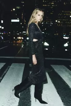 Платье из блестящего бархата ZARA, черный