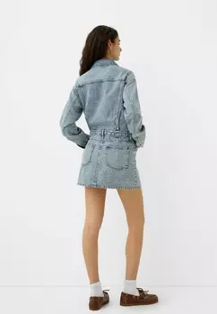 Платье из денима Bershka, светло-голубой деним