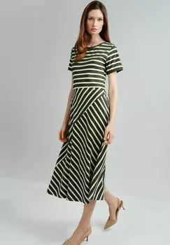 Платье из джерси OCHNIK, зеленый