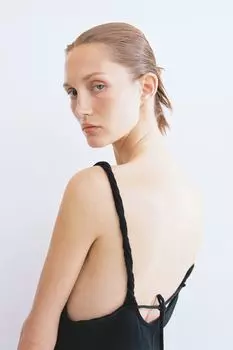 Платье из джерси с закрученными бретелями H&M, черный