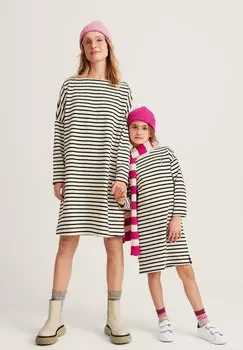 Платье из джерси STRIPED hessnatur, цвет schwarz