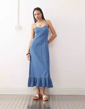 Платье-комбинация макси из денима Reclaimed Vintage с декоративными швами и бретельками в средне-голубом цвете