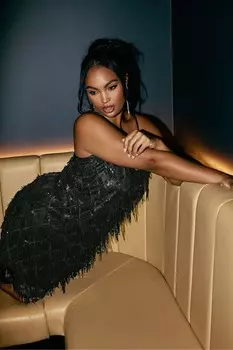 Платье комбинация с кисточками и пайетками London Yours Curve, черный