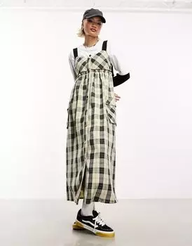 Платье-комбинезон миди в клетку Collusion с карманами