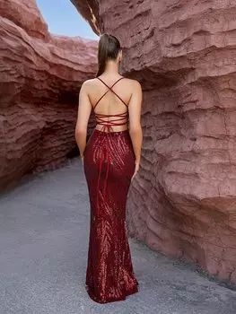 Платье Love & Lemonade с открытой спиной и блестящими деталями, бургундия