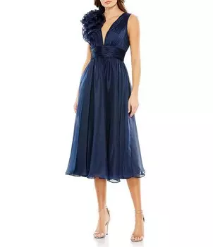 Платье Mac Duggal с оборками на плечах, без рукавов, V-образным вырезом и открытой спиной, приталенное и расклешенное платье, синий