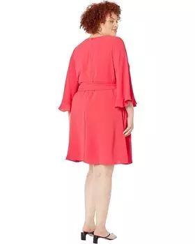 Платье Maggy London Plus Size Mini Dress with Long Bell Sleeves and Tie Waist, цвет Cayenne Coral