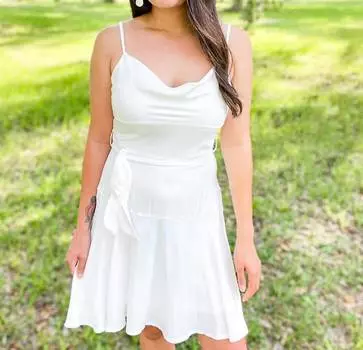 Платье майя в белом цвете SHE + SKY