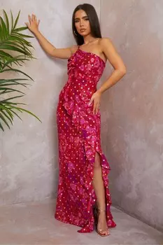 Платье макси на одно плечо с оборкой и пятном из фольги Chi Chi London, красный