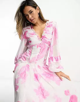 Платье макси на пуговицах с защипами и кружевными вставками ASOS DESIGN с крупным розовым цветочным принтом