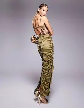 Платье макси с открытой спиной и сборками оливкового цвета Jaded Rose