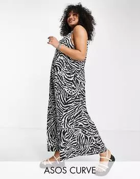 Платье макси с присборенным вырезом и открытой спиной ASOS DESIGN Curve с принтом под зебру
