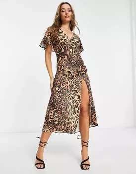 Платье макси с рукавами-фонариками и вырезом на спине с животным принтом ASOS DESIGN