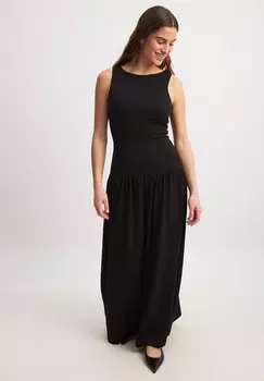 Платье макси STRUCTURED VOLUME NA-KD, черный