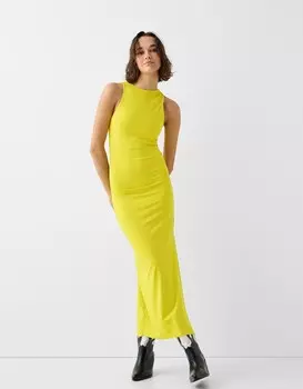 Платье миди без рукавов со сборкой Bershka, зеленый