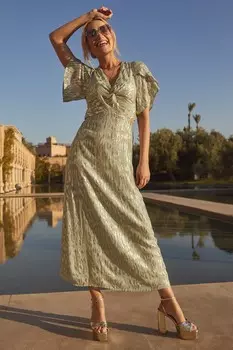 Платье миди металлик с V-образным вырезом перекрученным спереди и расклешенными рукавами Love & Roses, зеленый